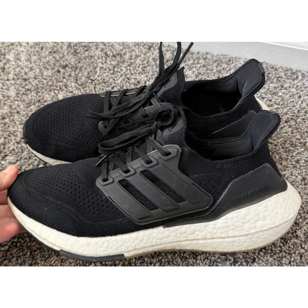 Adidas Ultraboost 21 women's size 8.5
